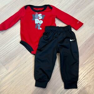 Nike long sleeve onesie and pant set